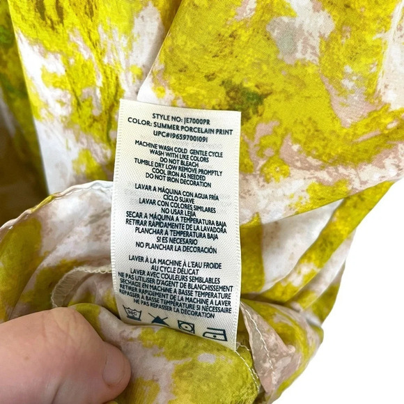 Joie Summer Porcelain Smocked Neck Sleeveless Blouse in Yellow/White Size M - Picture 14 of 15